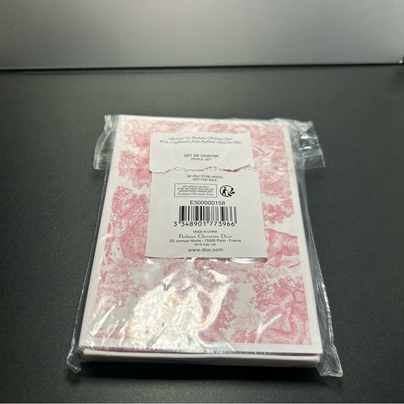 Dior Notepad Set - Picture 8 of 8